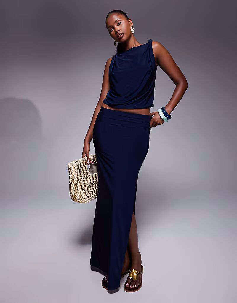 

Обтягивающая макси-юбка с разрезом темно-синего цвета Asos Design