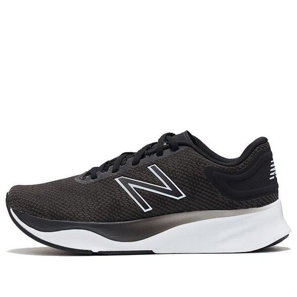 

Кроссовки strn series New Balance, черный