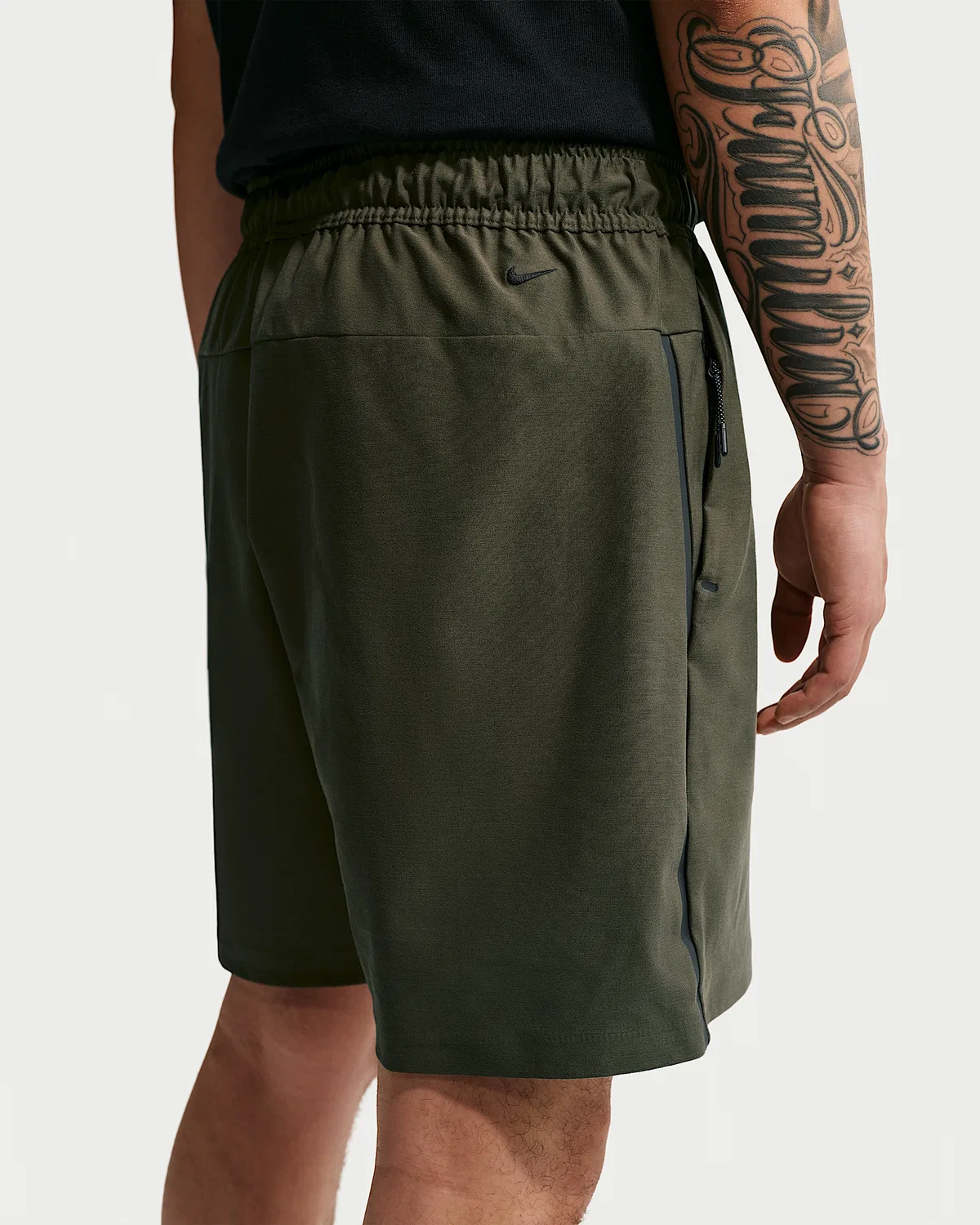 Мужские шорты Nike Tech Dri-FIT Shori Knit, Cargo Khaki/Black — фото 3