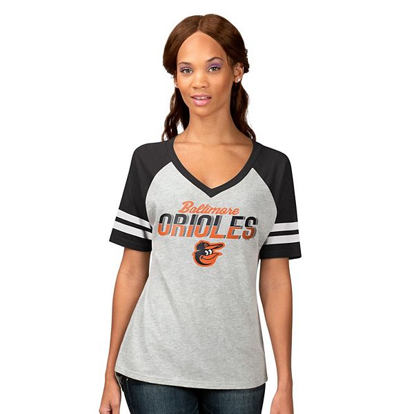 

Женская футболка raglan heather gray baltimore orioles goal line G-Iii 4Her By Carl Banks