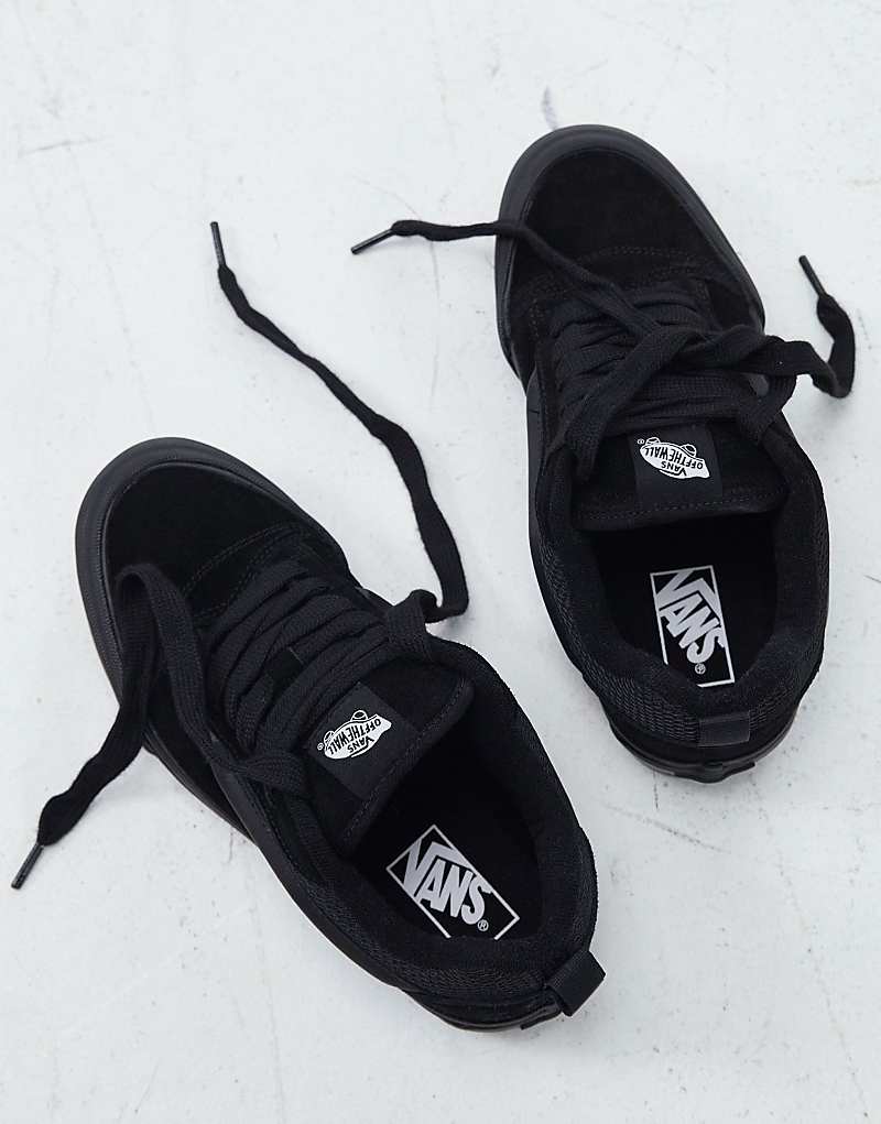 

Массивные кроссовки Vans – Knu Skool – Triple Black