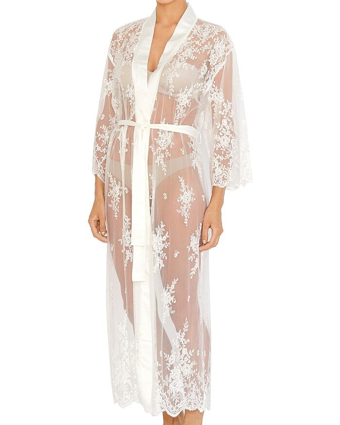 

Дорогой кружевной халат Rya Collection
