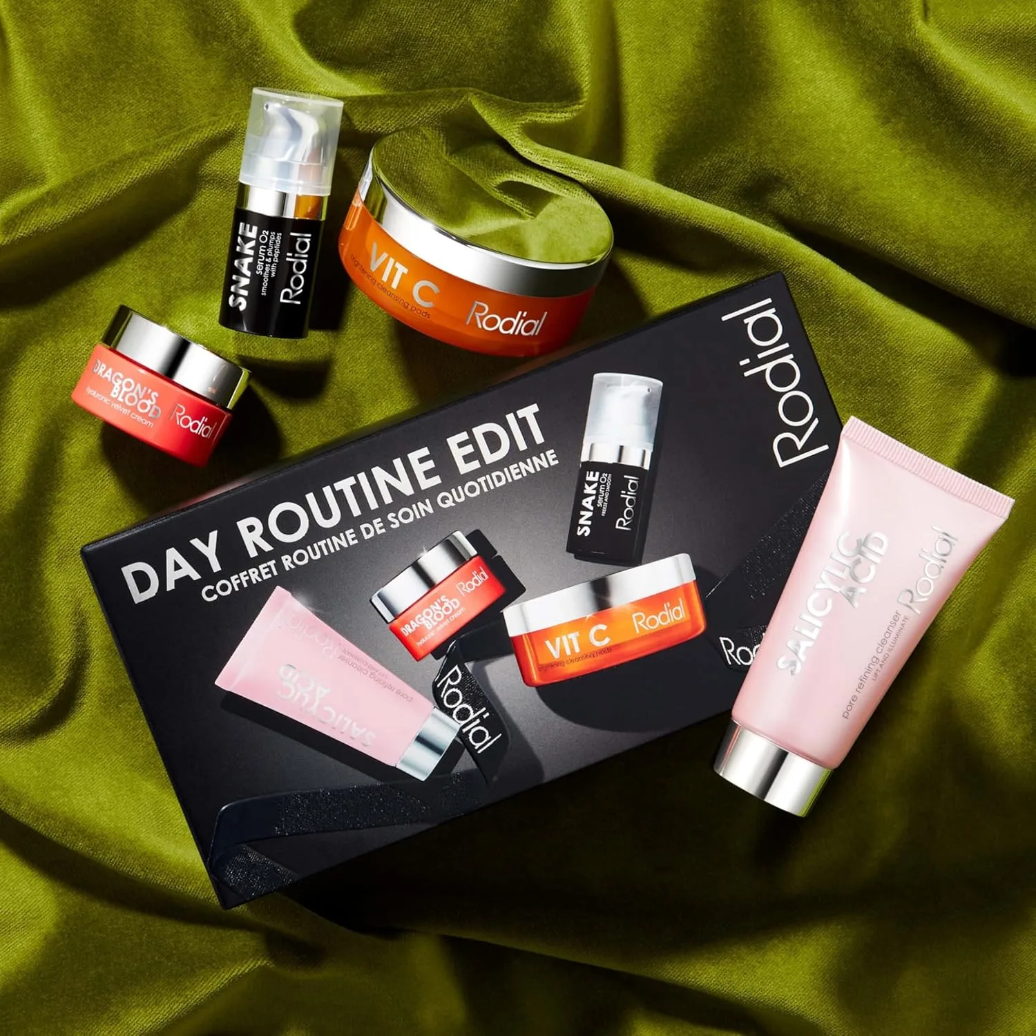 Rodial Day Routine Edit: четырехступенчатый уход за кожей в большом формате: салициловый очищающий гель 20 мл, салфетки с витамином C - 20 шт, сыворотка Snake 5 мл, крем Dragon’s Blood Velvet 15 мл — фото 3