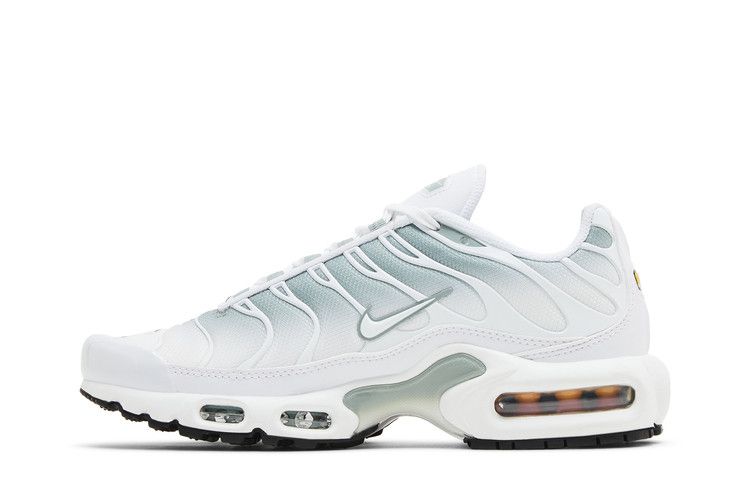 Кроссовки Nike Wmns Air Max Plus 'Mica Green', белый — фото 4