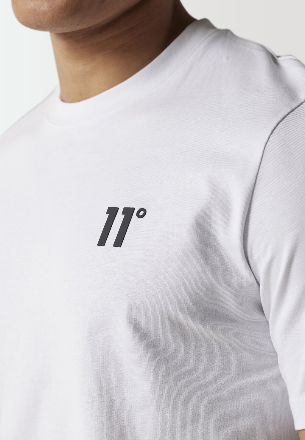 

Футболка с принтом STREETWEAR BACK GRAPHIC 11 DEGREES, белый