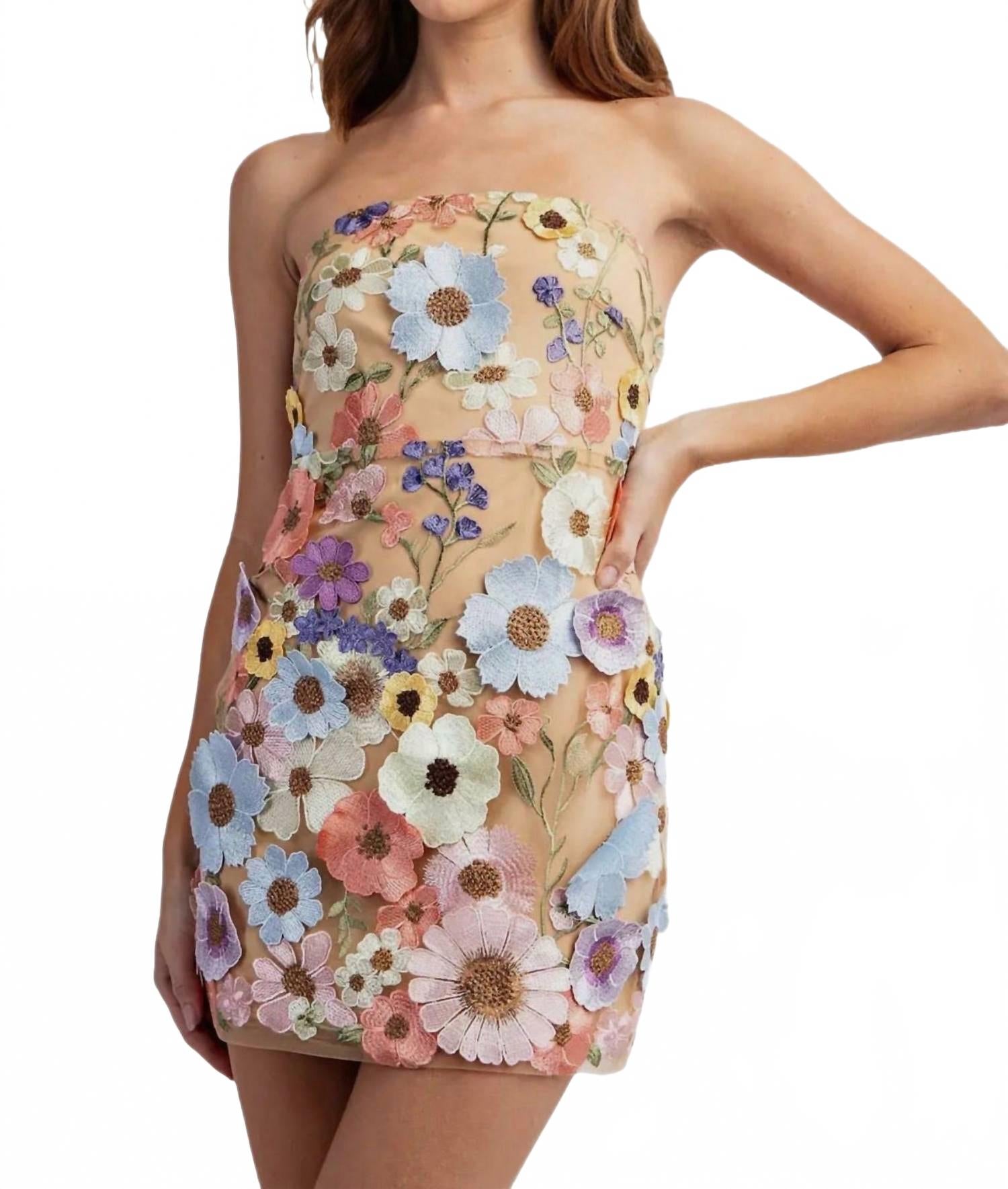 

Бежевое мини-платье с 3D вышивкой цветов Edit by Nine