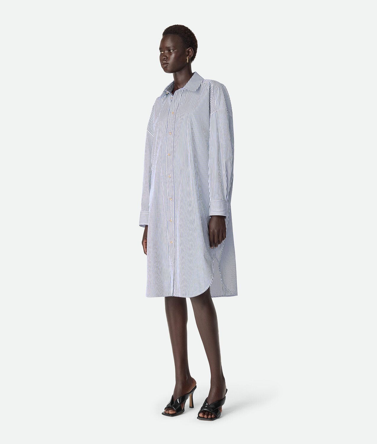 Pinstripe cotton poplin dress BOTTEGA VENETA, белый/темно-синий — фото 2