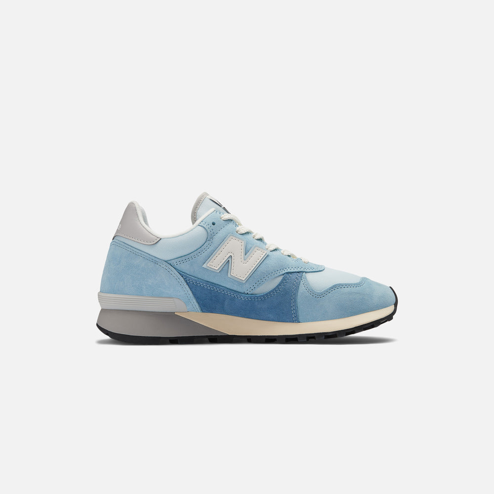 

Кроссовки New Balance 475, цвет Quarry Blue