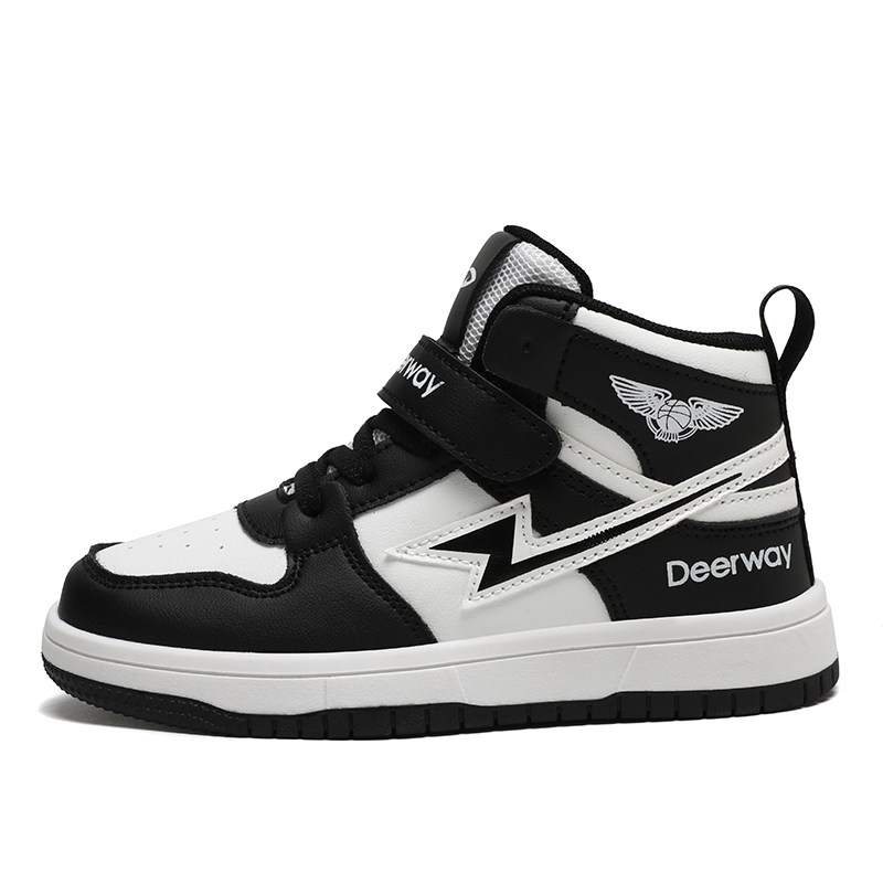 

Детские скейтерские кроссовки Kids DEERWAY, черный/белый