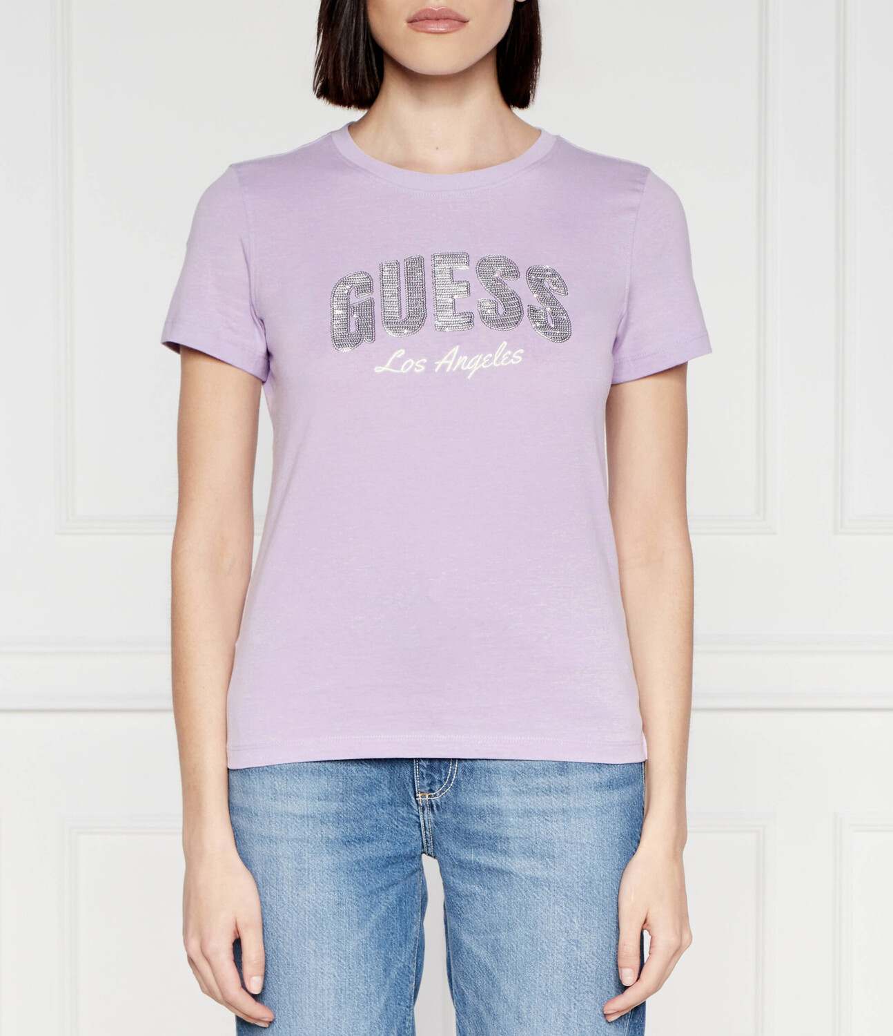 

Футболка GUESS Regular Fit, лавандовый