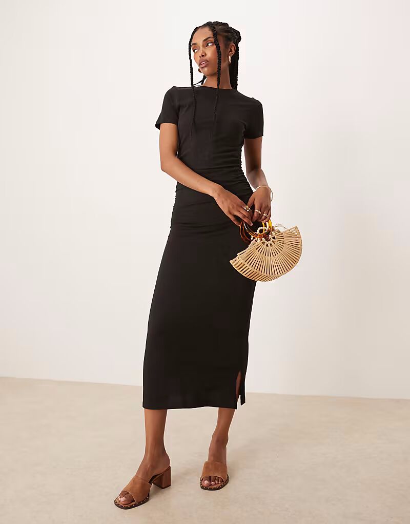 

Платье-футболка миди ASOS DESIGN черного цвета с оборками