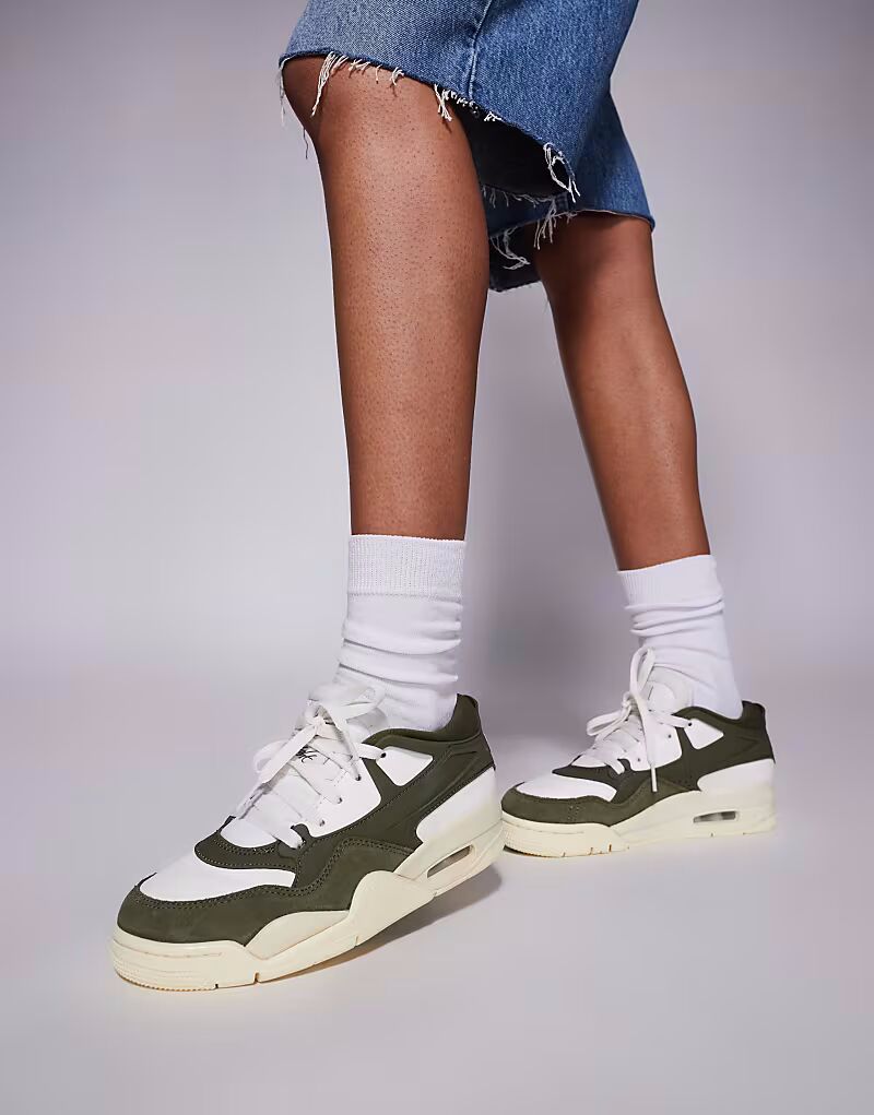 Кроссовки Nike Air Jordan Retro 4 в кремово-белом и хаки цветах — фото 3