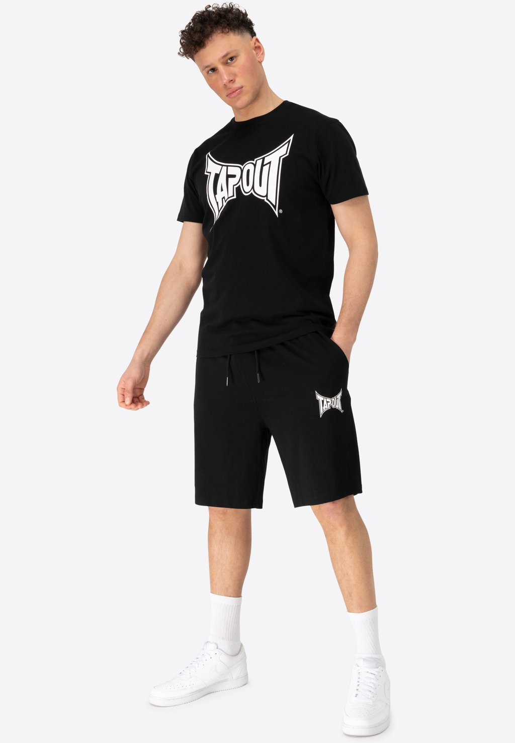 

Футболка с принтом Tracksuit bottoms Tapout, черный