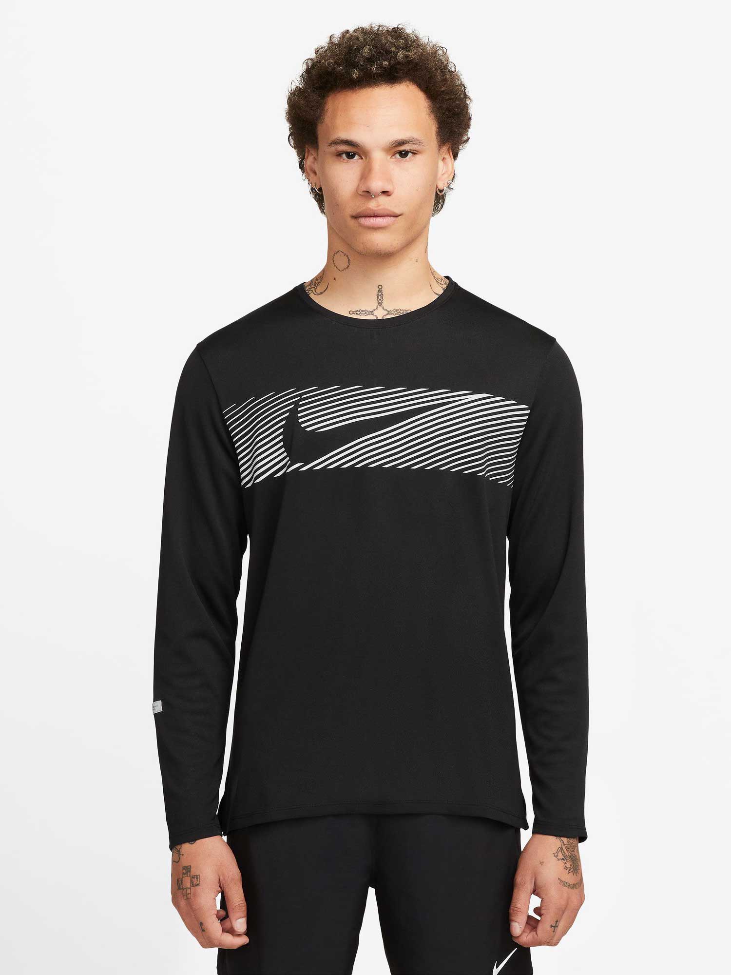 

Блуза Nike M NK DF UV MILER TOP LS FLASH, черный