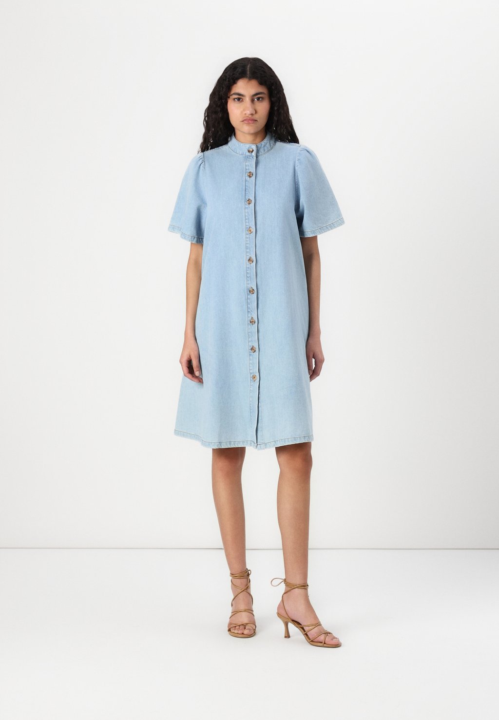 

Джинсовое платье MSCHJOLENE ELENA SHIRT DRESS MSCH Copenhagen, светло-голубой