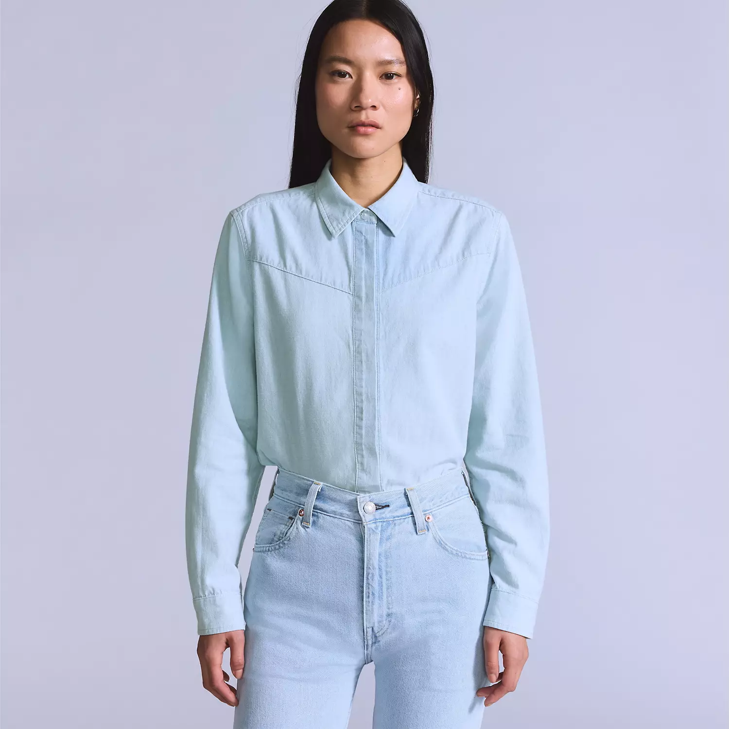 

Футболка клуба Levi's