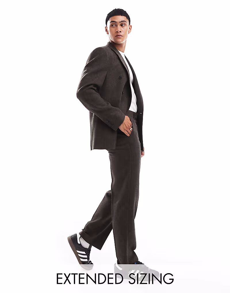 

Прямые брюки из шерстяной смеси коричневого цвета с узором «ёлочка» Asos Design