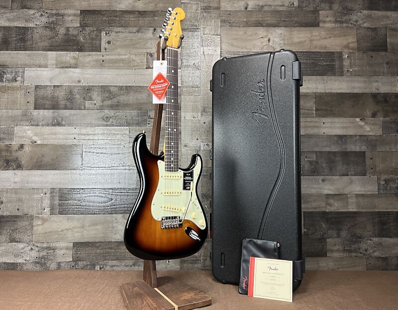 

Электрогитара Fender American Professional II Stratocaster 70th Anniversary Electric Guitar with Rosewood Fingerboard - 2-color Sunburst w/ Fender Hardshell Case