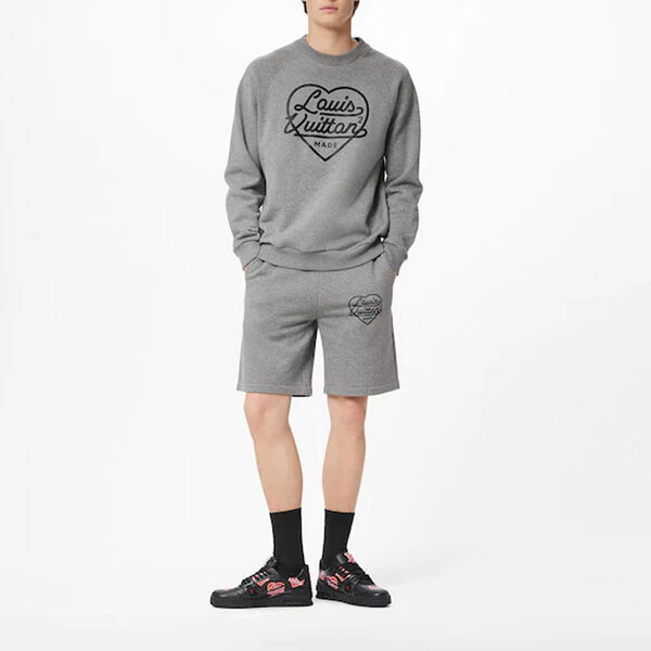 Толстовка men's x nigo2 crossover lv2 ss22 large love logo alphabet printing cozy pullover autumn gray Louis Vuitton, серый — фото 2