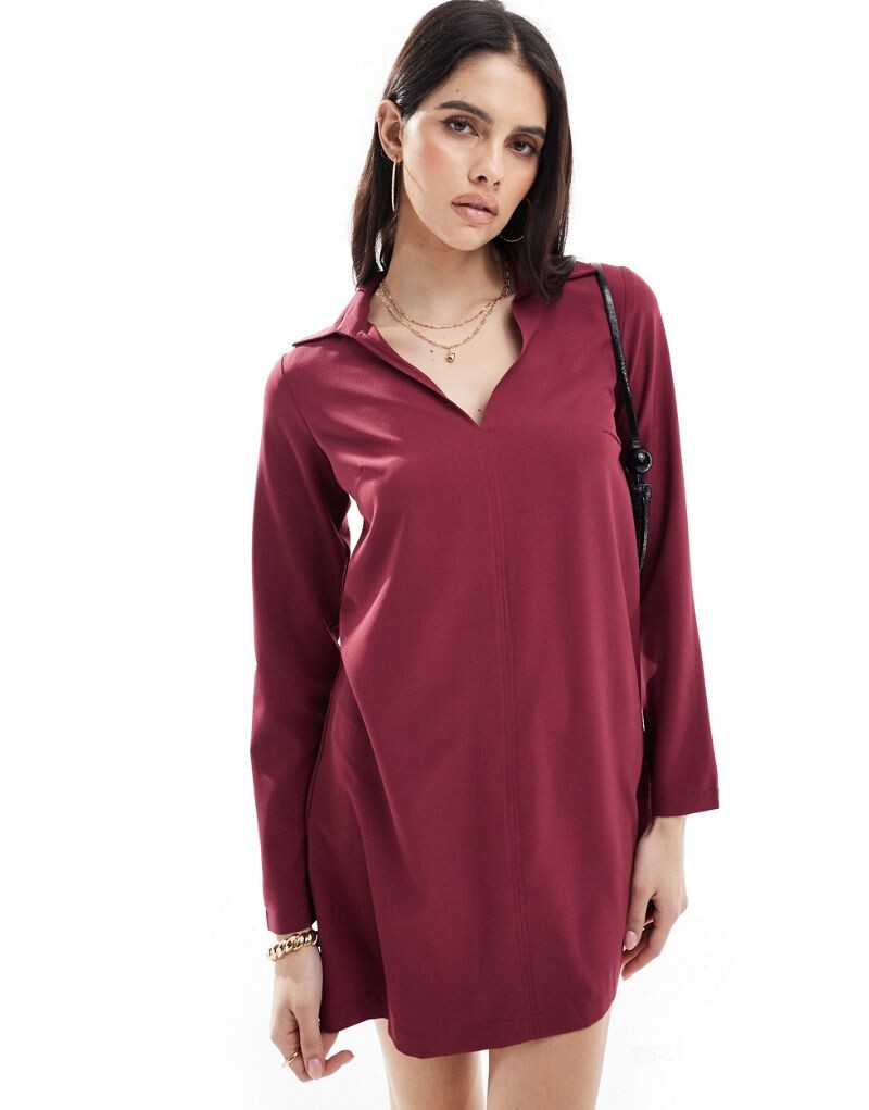 

ASOS DESIGN – бордовое мини-платье прямого кроя с воротником