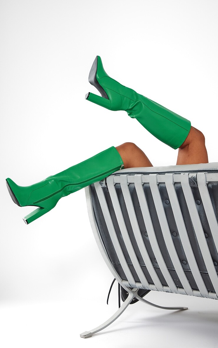 

PrettyLittleThing Зеленые сапоги до колена из искусственной кожи с заостренным носком на высоком блочном каблуке, Зеленый, PrettyLittleThing Зеленые сапоги до колена из искусственной кожи с заостренным носком на высоком блочном каблуке