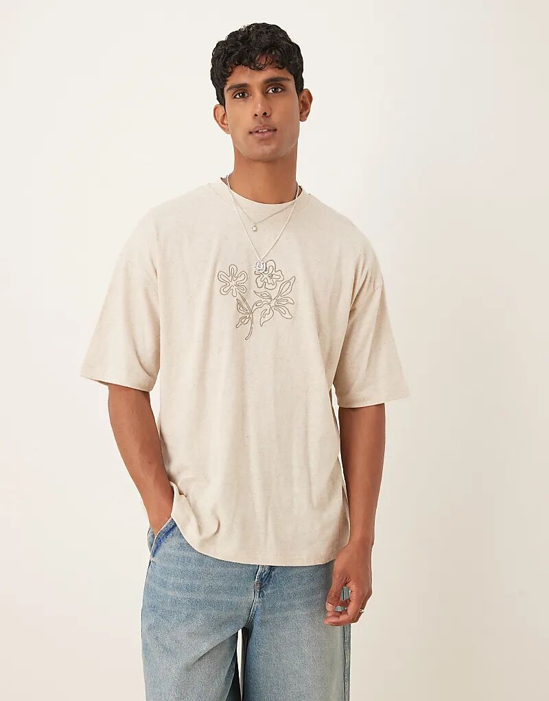 

Футболка свободного кроя ASOS DESIGN из льняной смеси с цветочной вышивкой натурального цвета