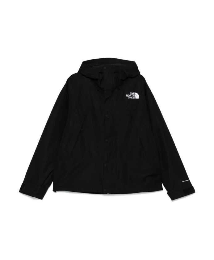 

Черная мужская куртка: стильная и функциональная. The North Face, черный