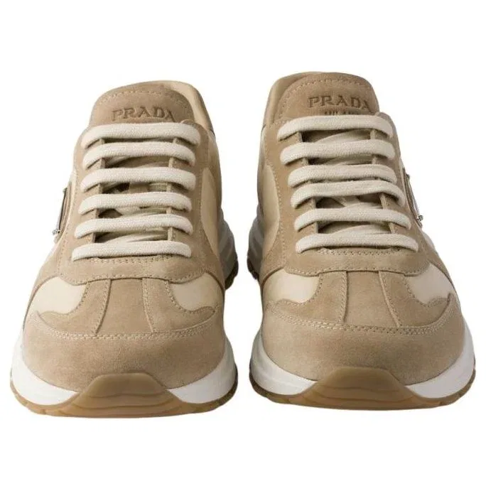 Кроссовки PRADA SS26 Prax из замши и нейлона цвета «пустынный слон» (Desert Ivory) 2EE455-LOW-F04CR, белый — фото 3