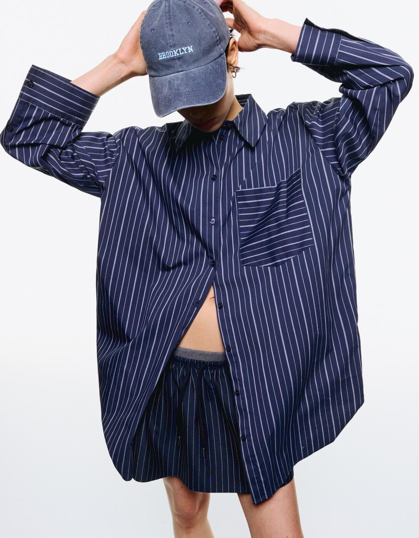 

Удлиненная полосатая рубашка Bershka, синий