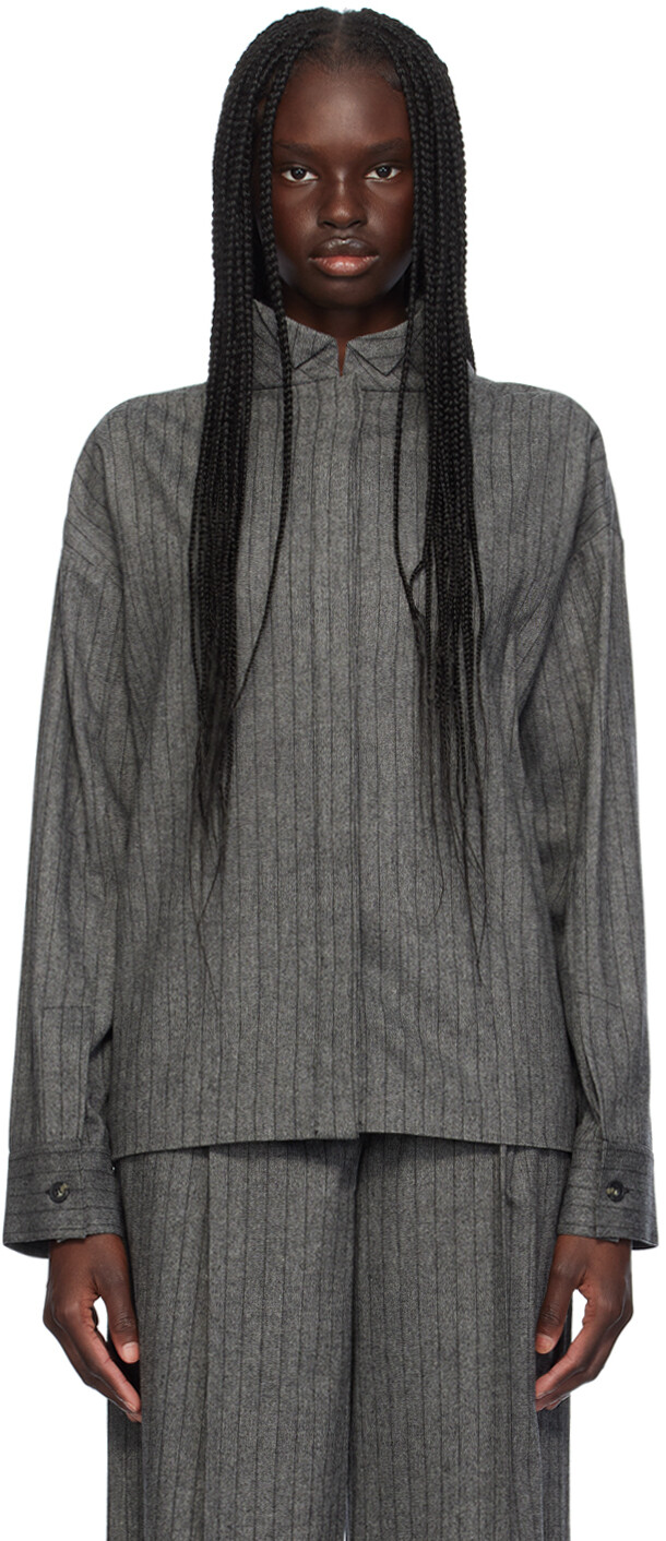 

Серая блузка Тильда The Garment
