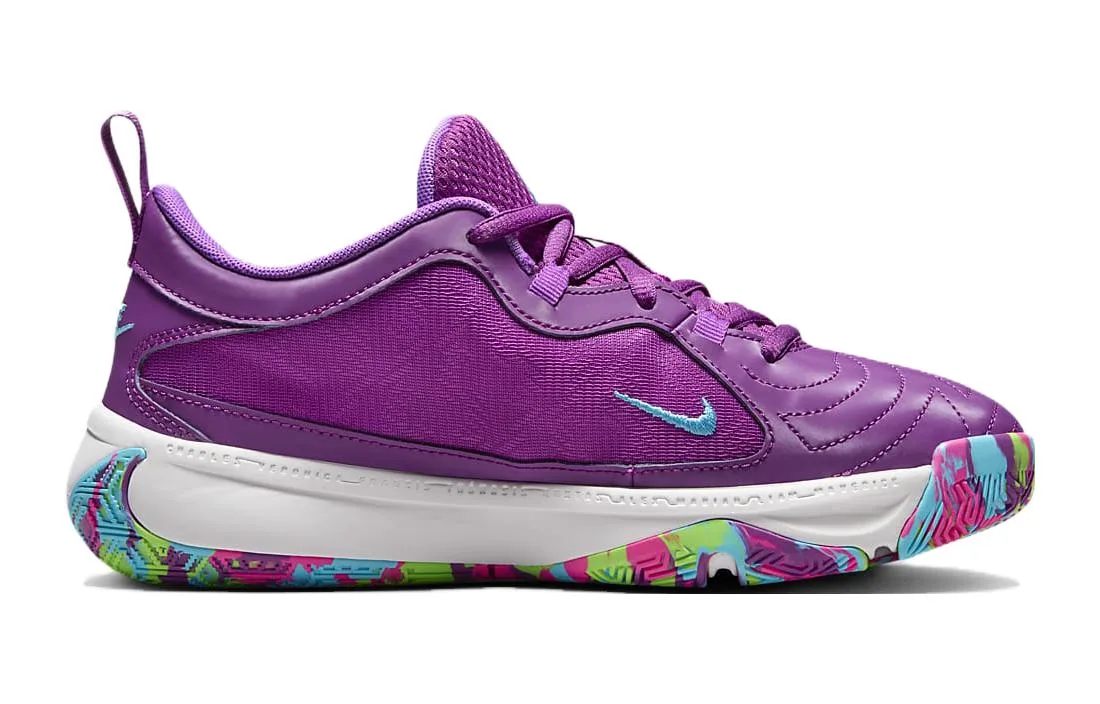 Кроссовки Zoom Freak 5 Alphabet Bros GS Nike, фиолетовый белый — фото 3