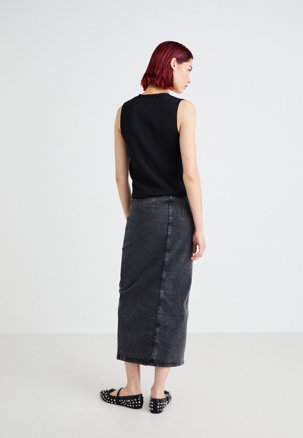 

Джинсовая юбка VMMONIC LONG PENCIL SKIRT Vero Moda, цвет Dark Grey Denim