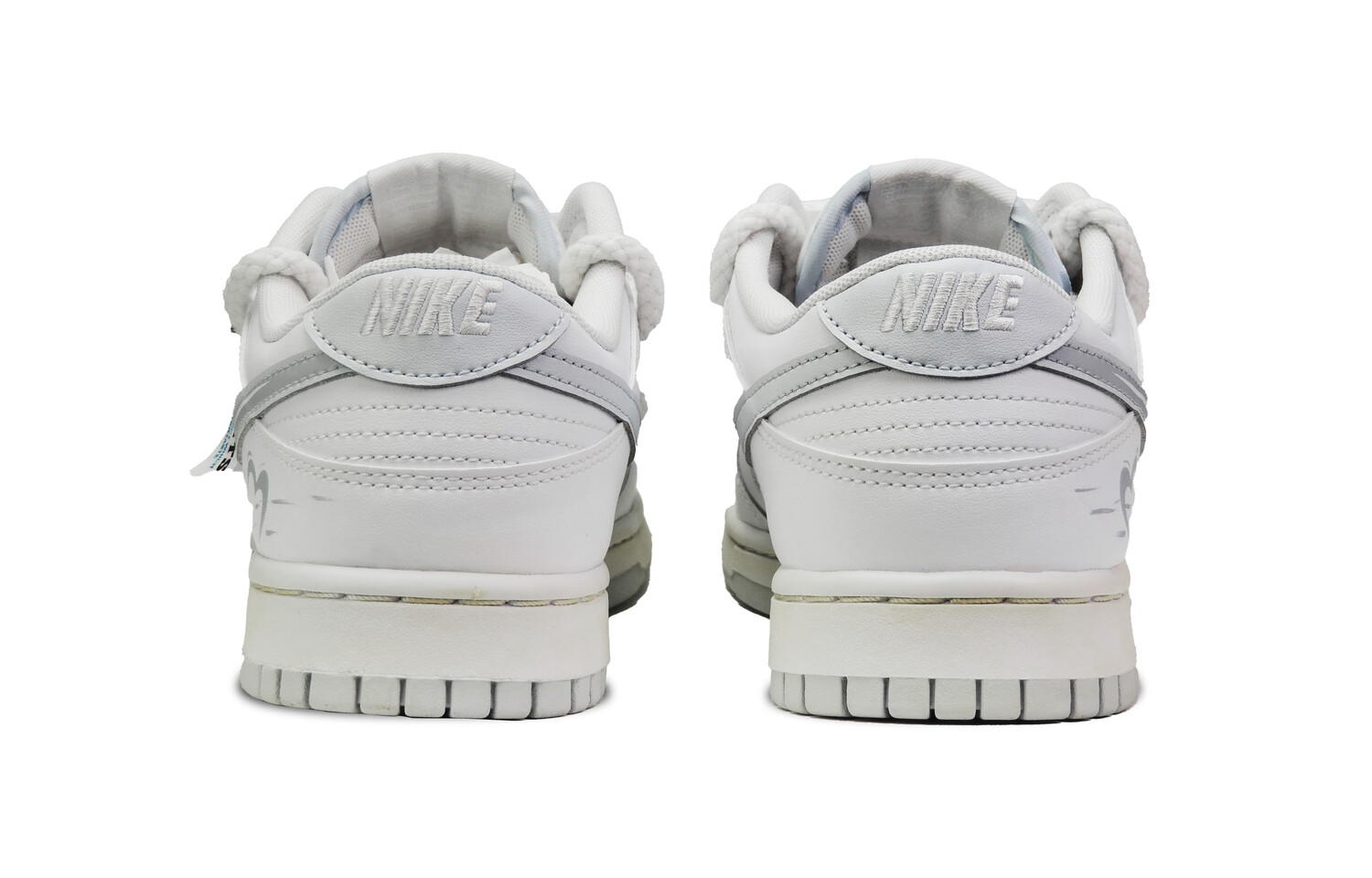

Женские кроссовки для скейтбординга Nike Dunk, White