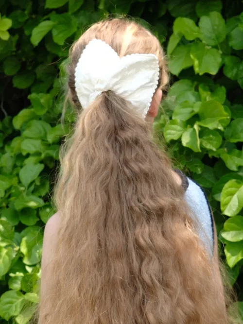 Резинка для волос Floral Satin Square Scrunchie Kijun полиэстер слоновая кость