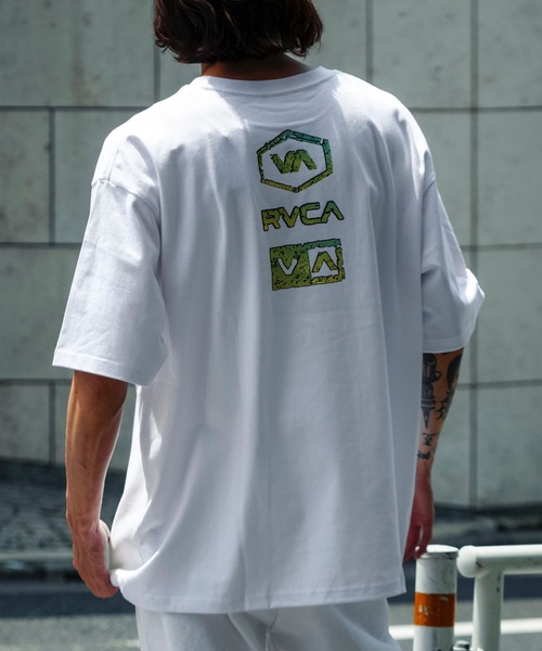 

Мужская футболка RVCA с коротким рукавом, эффектом потертости и принтом логотипа, белая