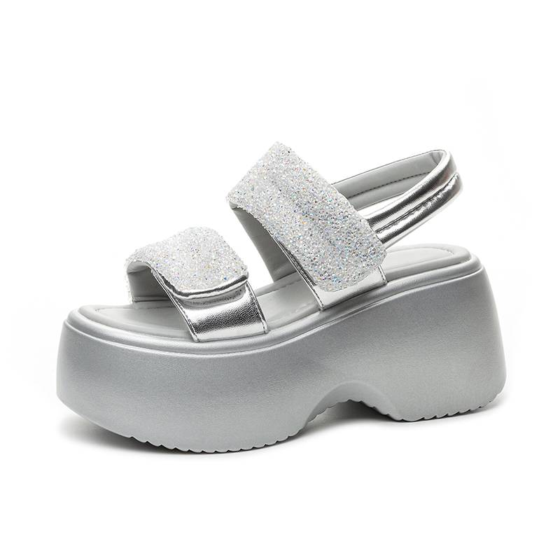 Shoe cabinet floral language Сандалии на одной бляшке 8 см женские серебристые, цвет Silver