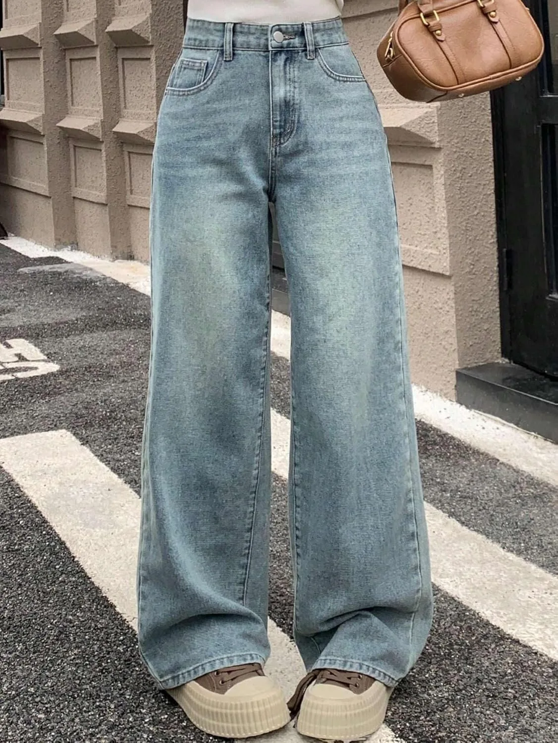 Женские классические джинсы в стиле loose fit с широкими штанинами Generic, Medium Wash — фото 4