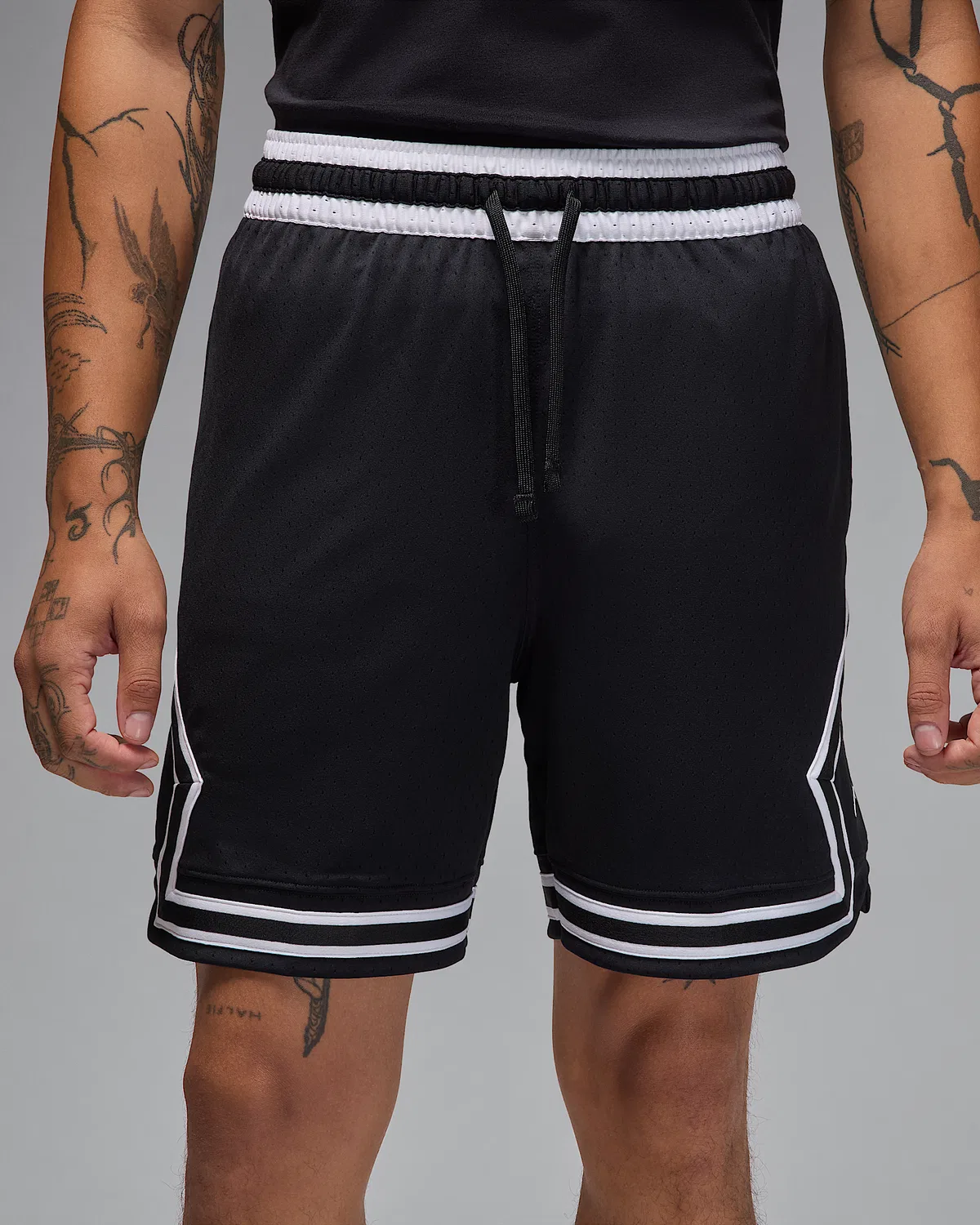 Мужские шорты Jordan Sport Dri-FIT Mesh Diamond, Black/White/White — фото 2