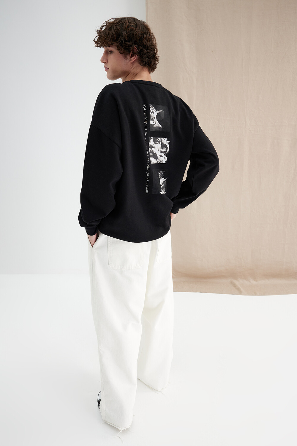 

Толстовка - Черный - Oversize Trendyol, черный