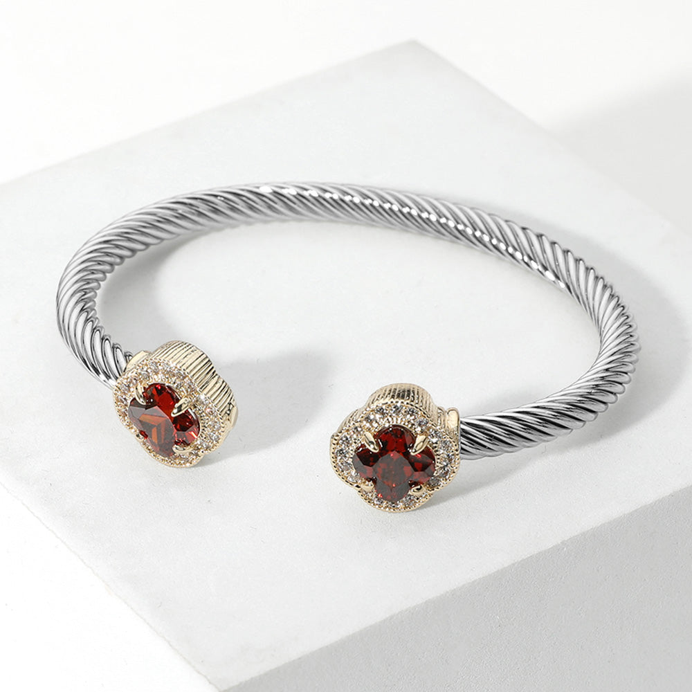 

Браслет-манжета с витым наконечником из фианита Quatrefoil, красный Fashnzfab, красный