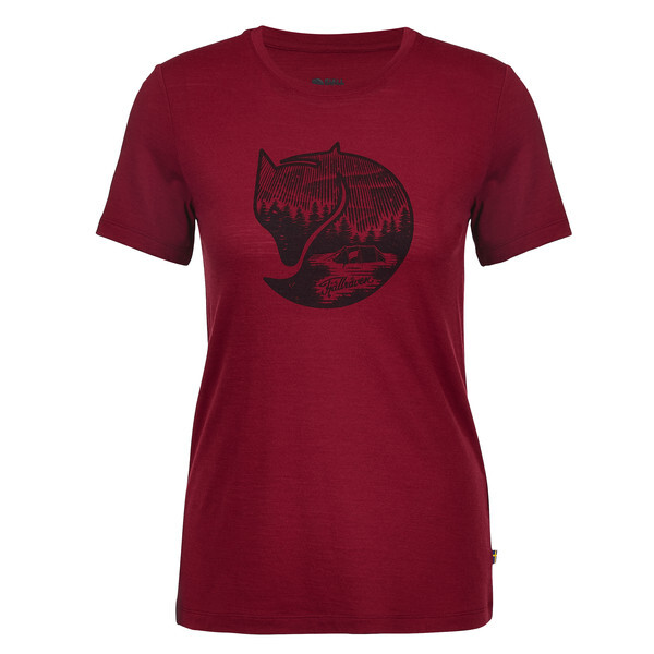 

Футболка Fjällräven, цвет Pomegranate Red-Dark Navy
