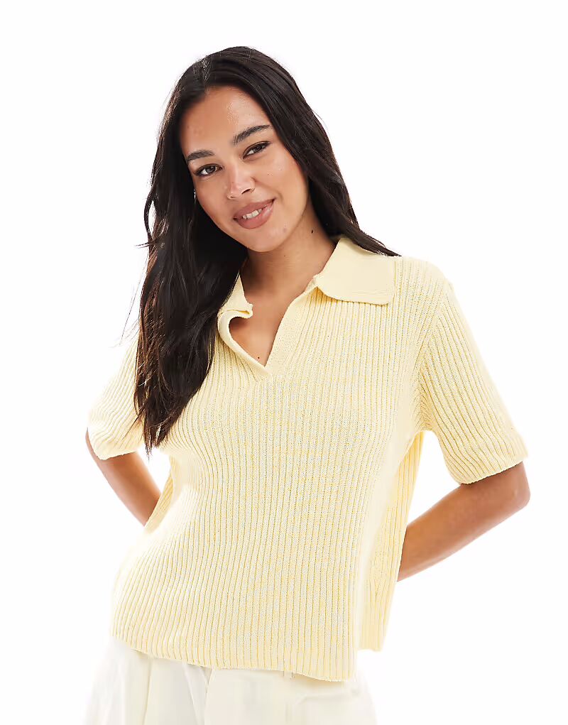 

Трикотажный топ-поло ASOS DESIGN цвета пахты