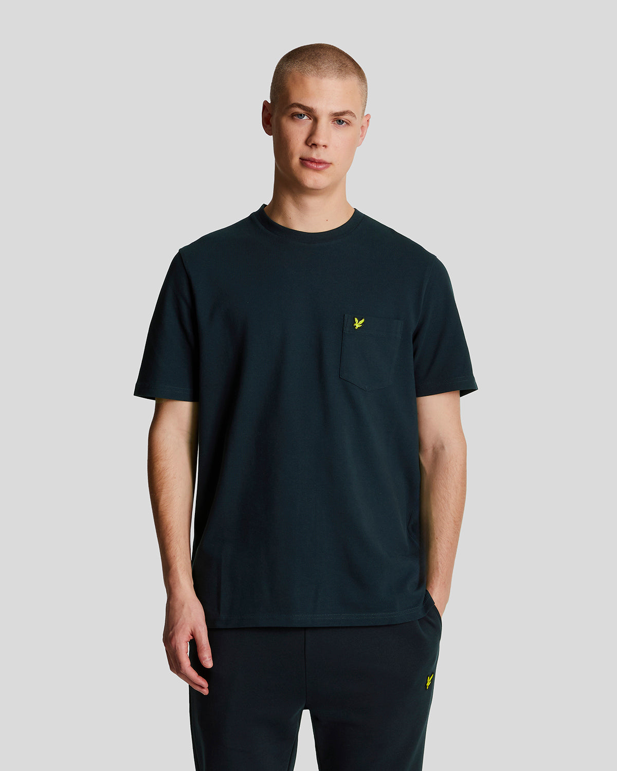 

Футболка из однотонного пике с карманами Lyle & Scott, синий