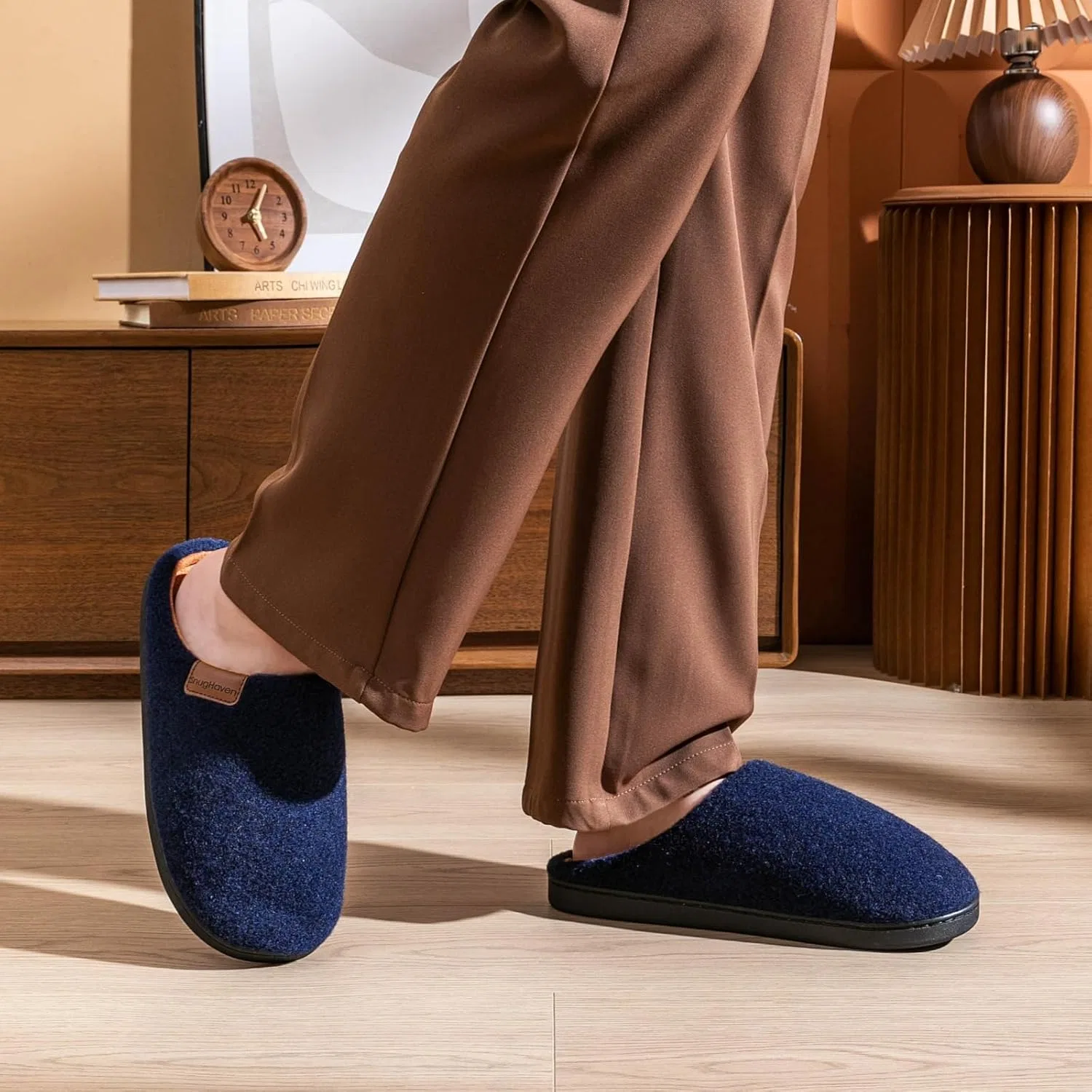 Тапочки с пеной с эффектом памяти мужские, Navy+brown SnugHaven — фото 3