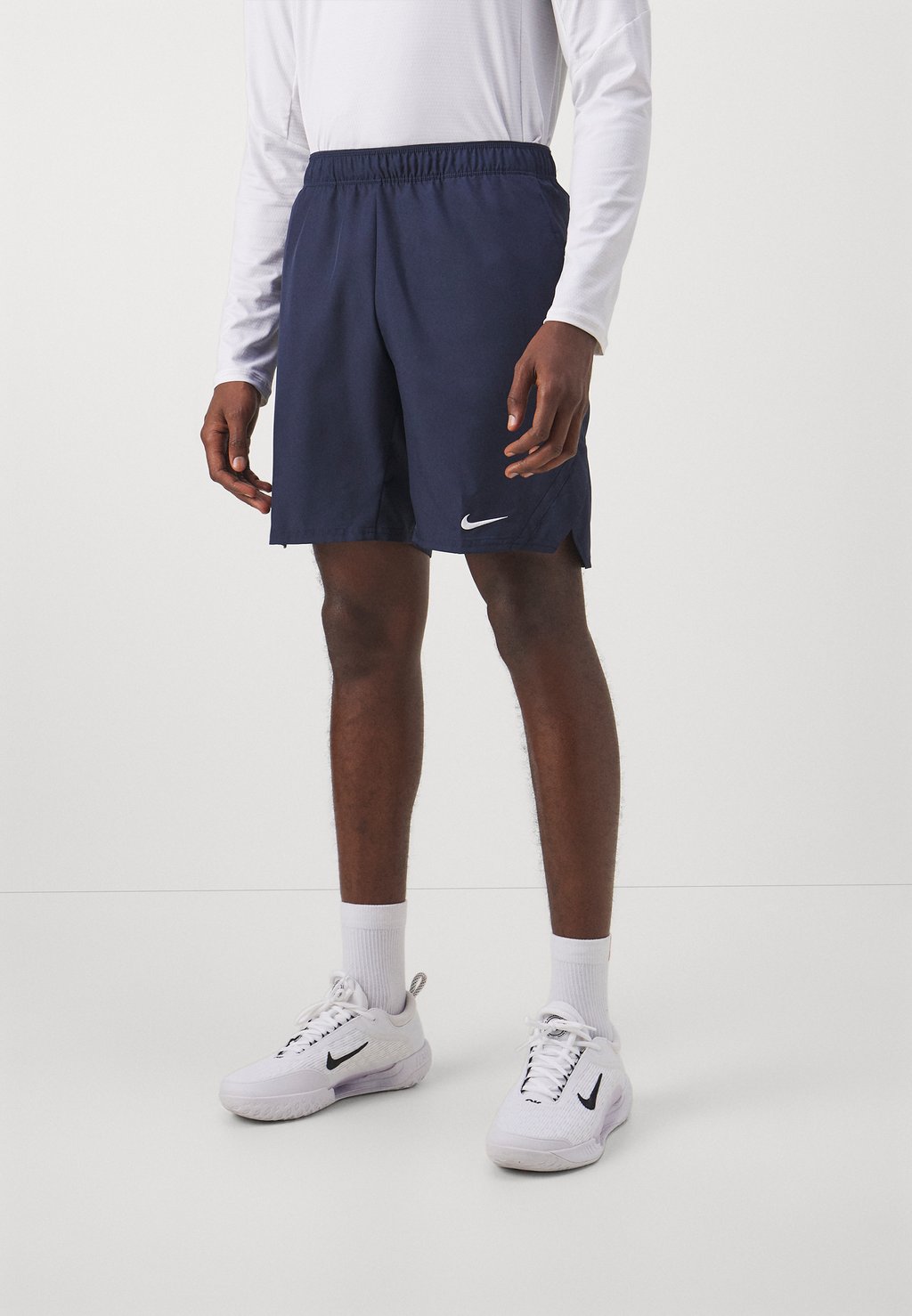 

Спортивные шорты Short Nike, цвет obsidian/white