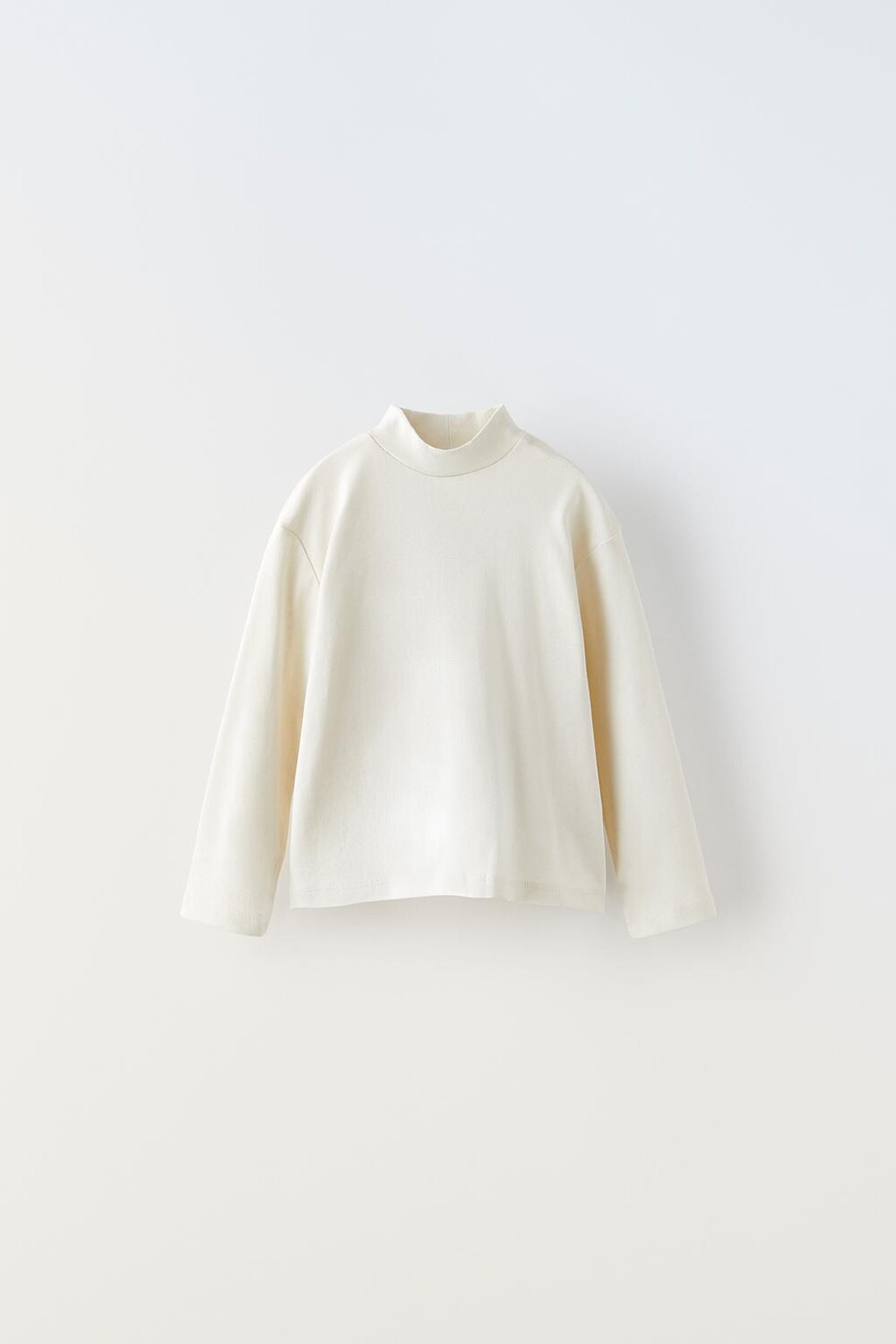 

Обычная футболка ZARA, экрю