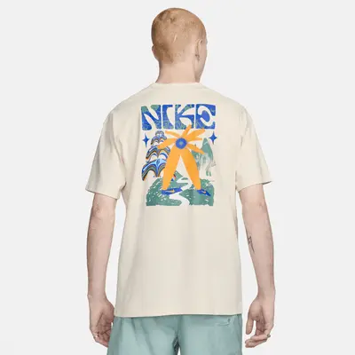 

Футболка Nike Sportswear, цвет Pure