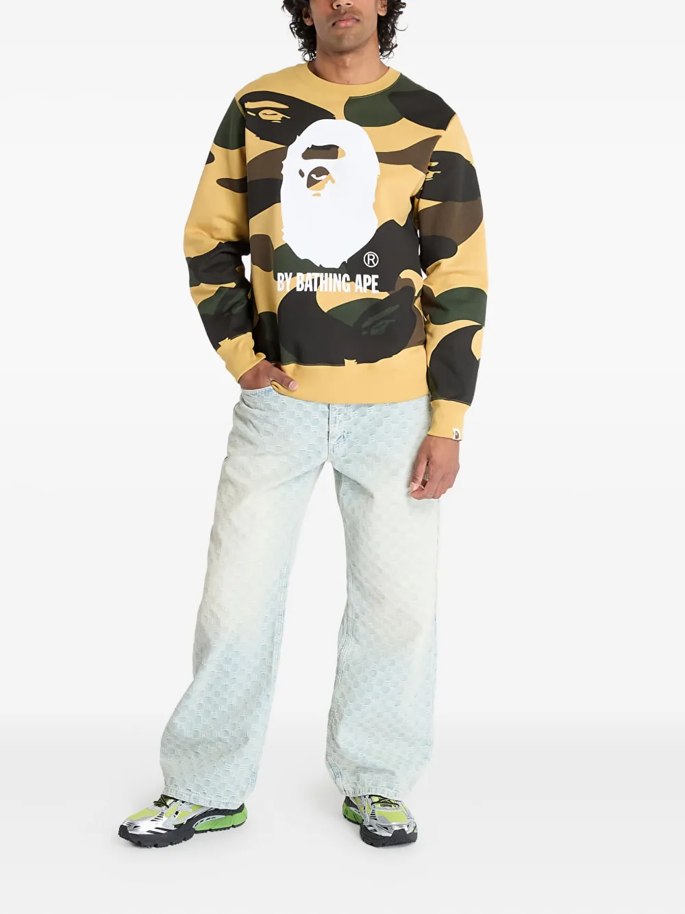 Толстовка с круглым вырезом и камуфляжным принтом A BATHING APE, желтый — фото 2