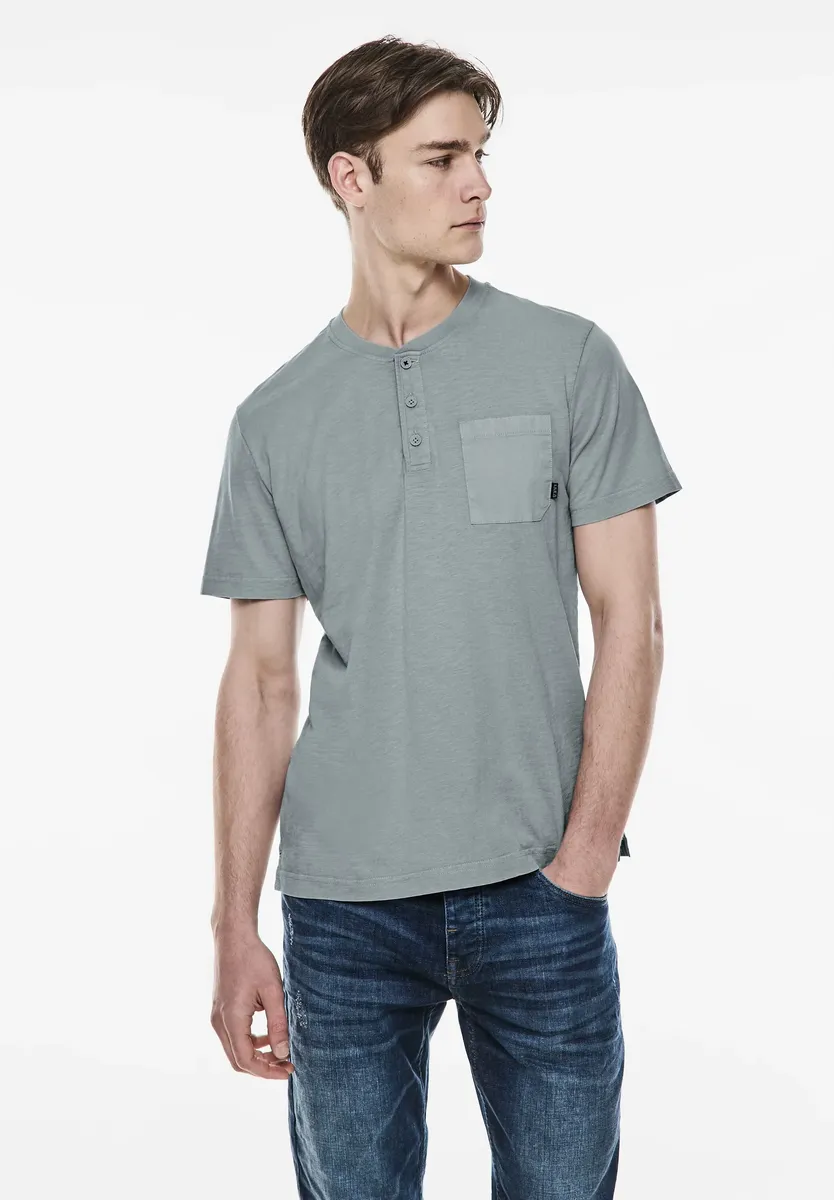 

Футболка STREET ONE MEN с нагрудными карманами и планкой на пуговицах, серый