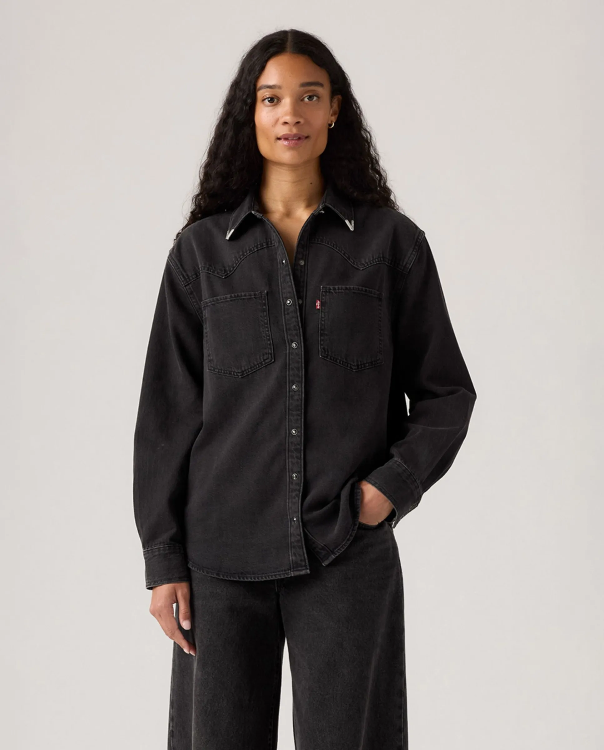 

Женская джинсовая рубашка с длинным рукавом Levi'S, черный